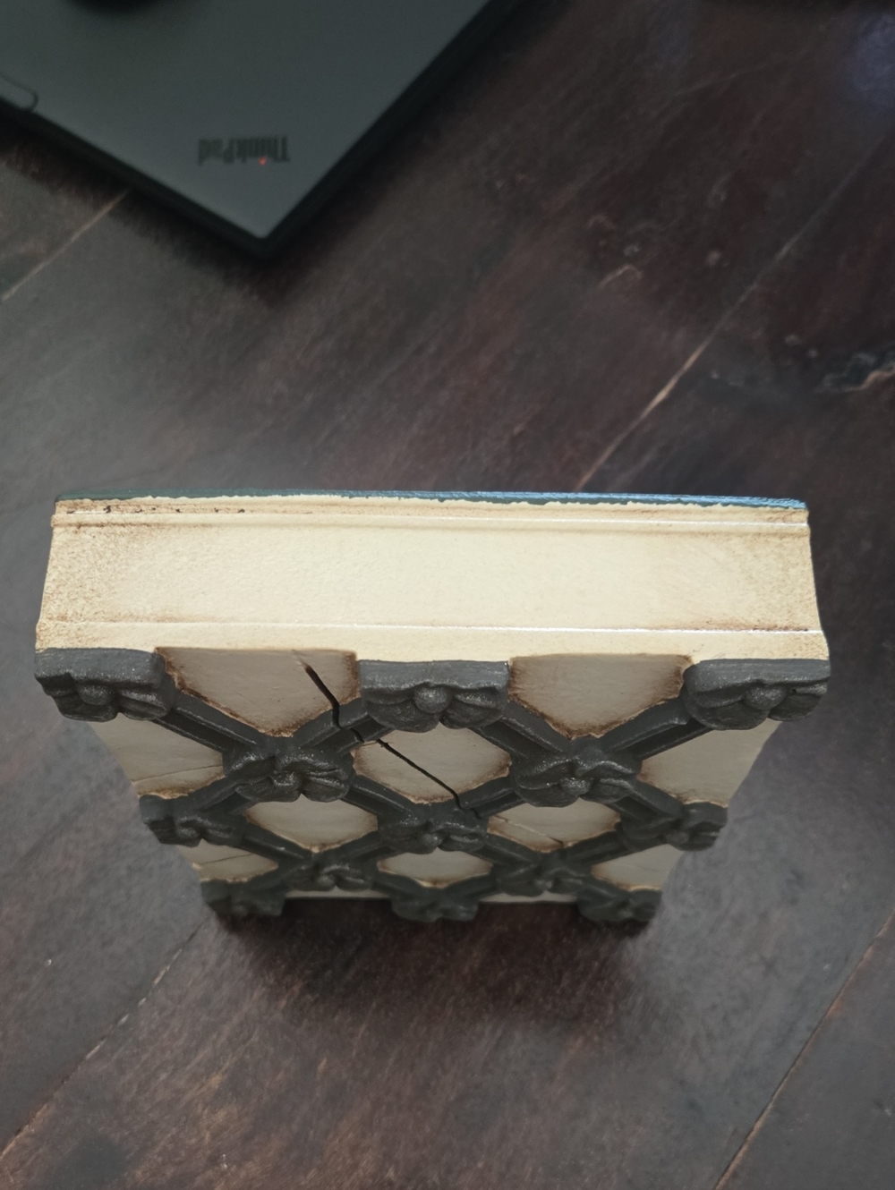 Sid Dickens Tile - Picture 6 of 6